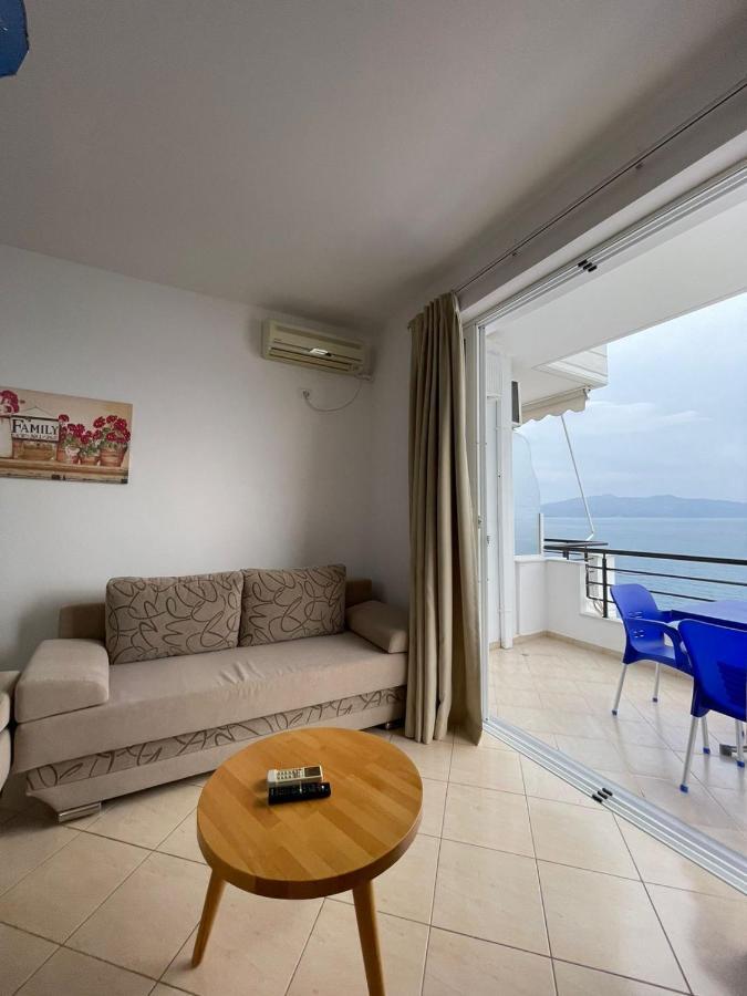Seaview Studio Sarandë Exterior foto